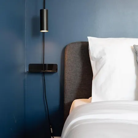 Bright 3-bedroom 2-bathroom Flat Апартаменты *